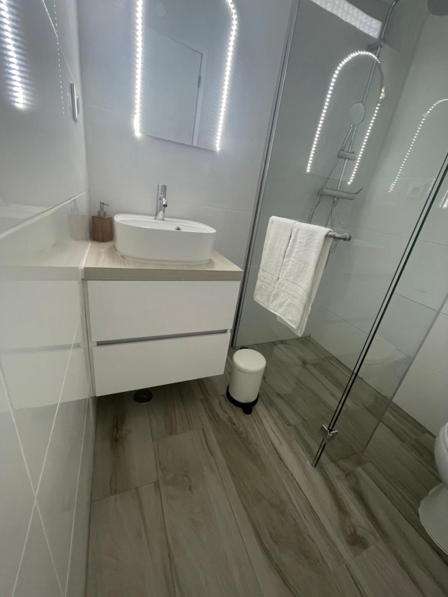 New! Apartment 50 Meters From The Beach การ์วอยโร ภายนอก รูปภาพ